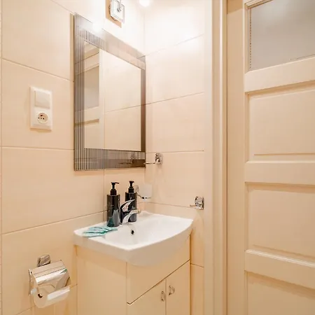 Centrum Free Parking 5 Min Do Rynku Apartamento Cracóvia